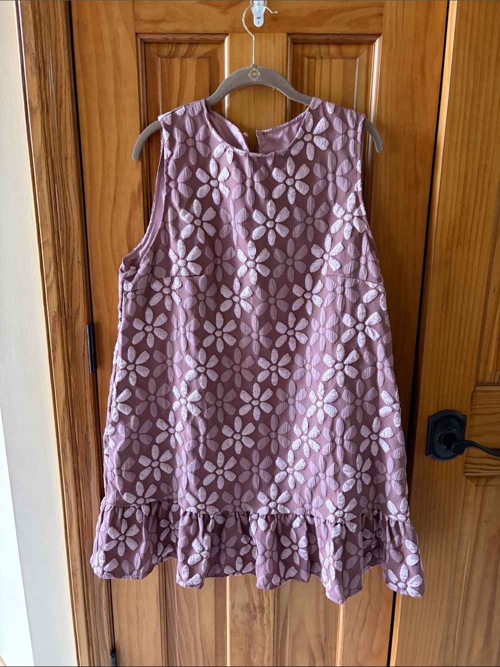 Amazon Mauve Floral Eyelet Sleeveless Mini Dress